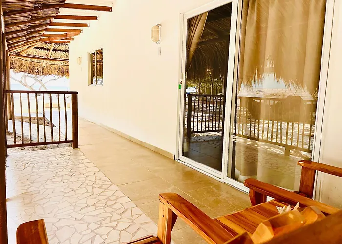 Hotel Carey Beach Baru